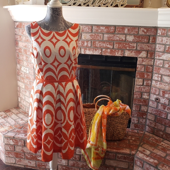 Taylor Dresses & Skirts - TAYLOR DRESS